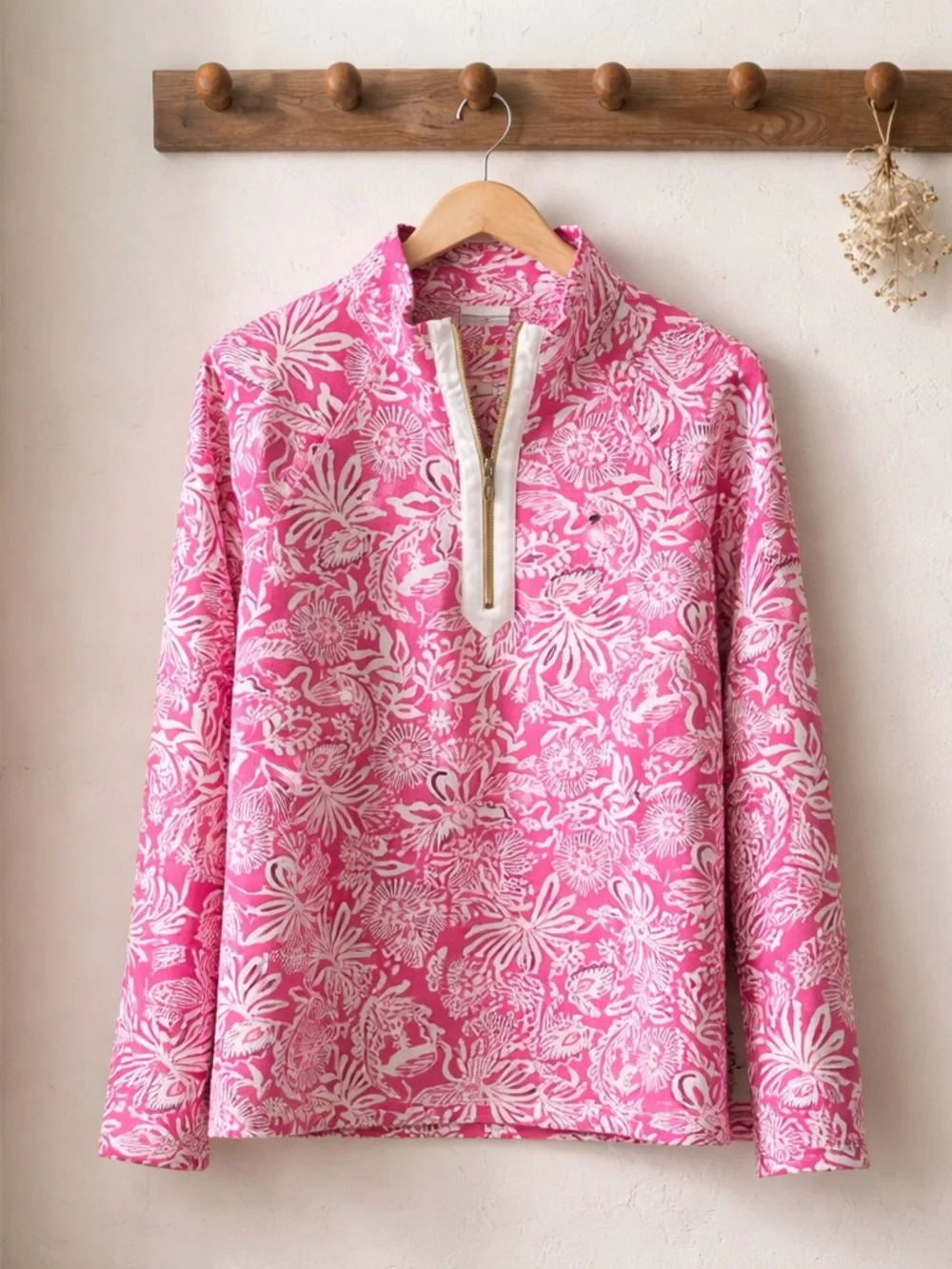 Lilly Pulitzer Ashlee Popover Passion Fruit Pink Absolutely Flamazing size small - Picture 2 of 8